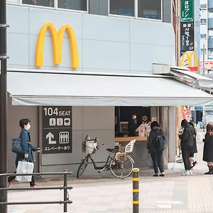 アパート Ustay Nippori, 東京都