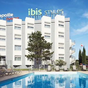 ibis-styles-toulon-la-seyne-sur-mer.fr-provencehotel.com/